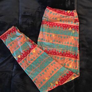 TC Lularoe leggings